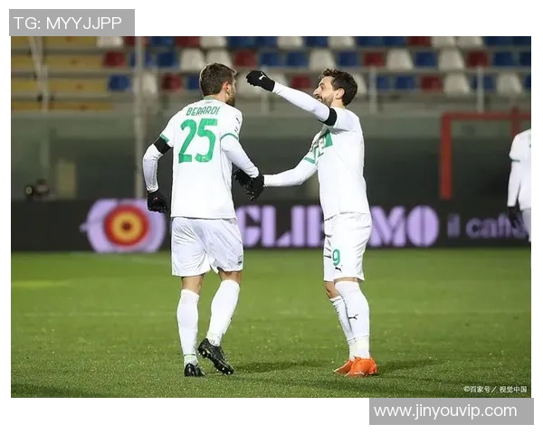 萨普斯堡与桑纳菲尤尔激战正酣谁能在这场较量中笑到最后